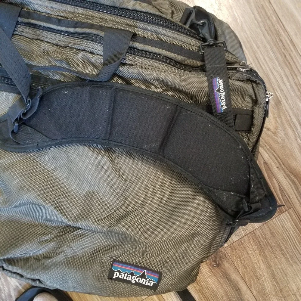 Patagonia Bag MLC Maximum Legal Carryon 45L GrayTravel Backpack